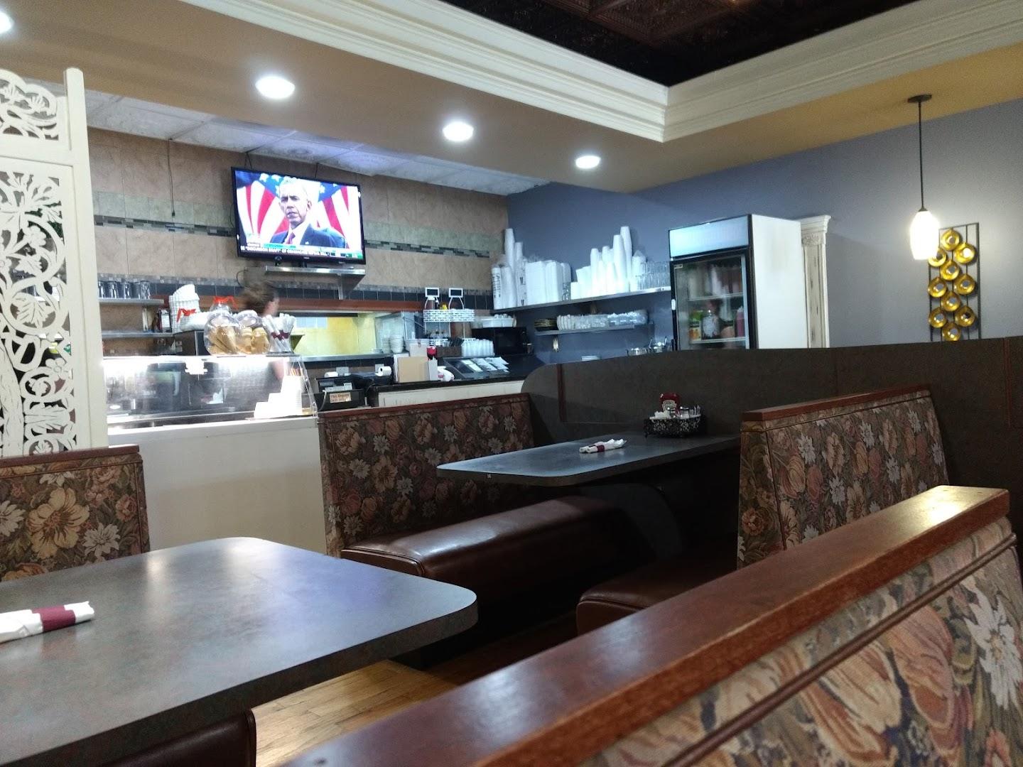 Avia Family Dining